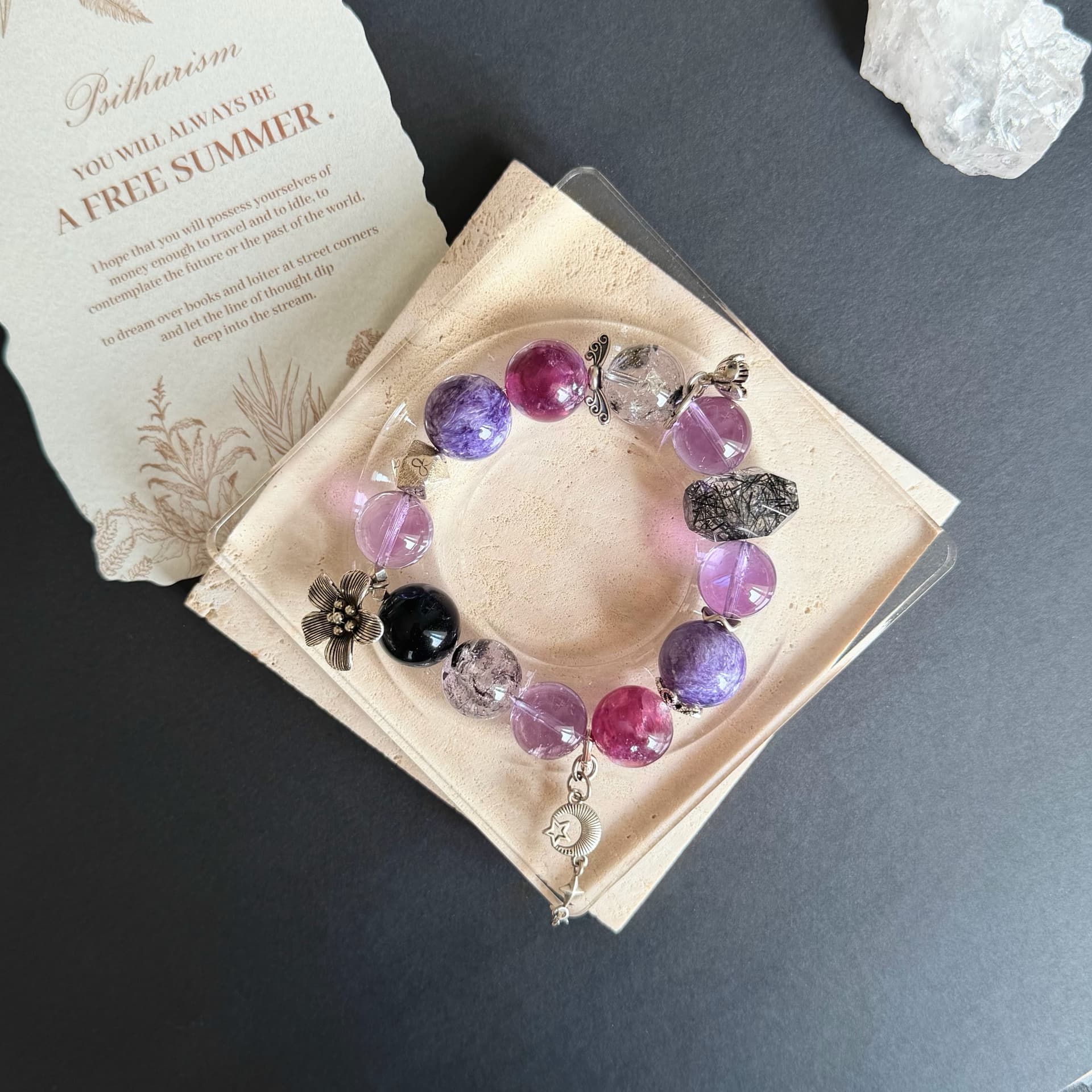 女祭司 · 仅戴手链 · 日常清爽
